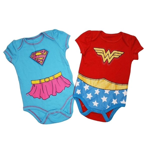 Justice League | Super Girl & Wonder Woman Set of 2 Baby Girl Onesies 3-6 Mos - Picture 1 of 6